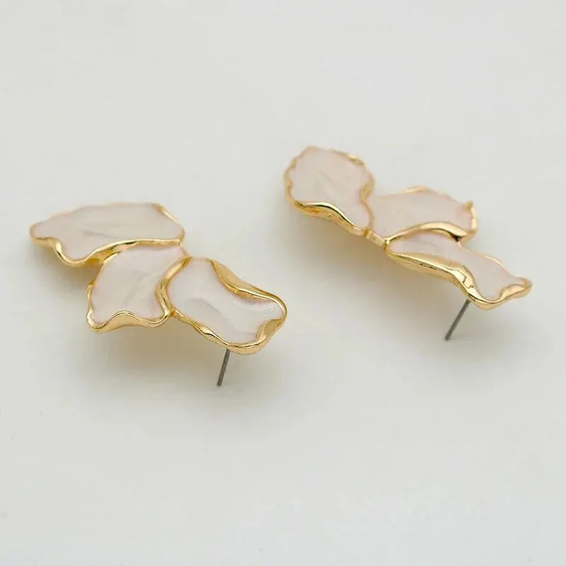Metal Flower Cream Epoxy Earring Stud Women Fashion Gold Color Plating