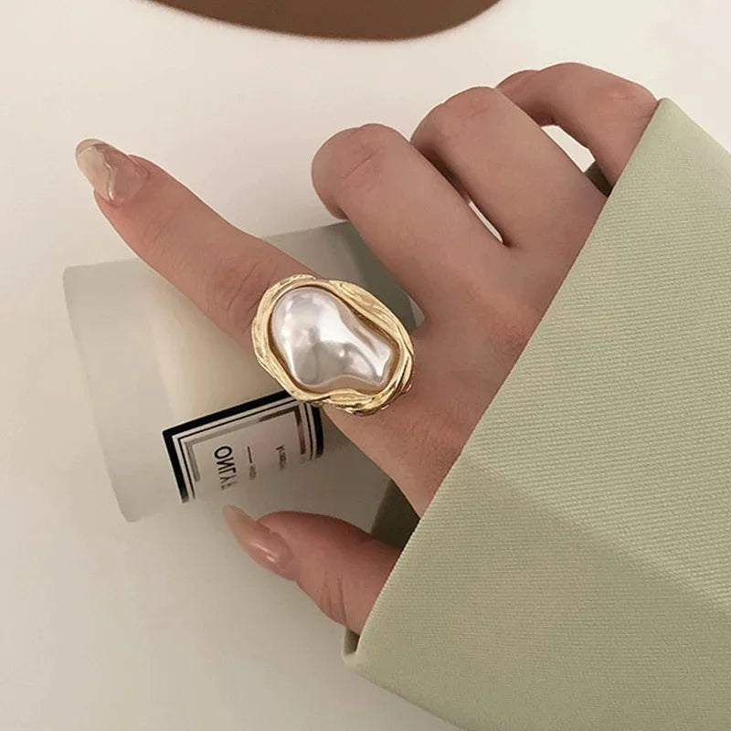 Exquisite Irregular Pearl Ring Korea Gold Color Metal Adjustable Ring