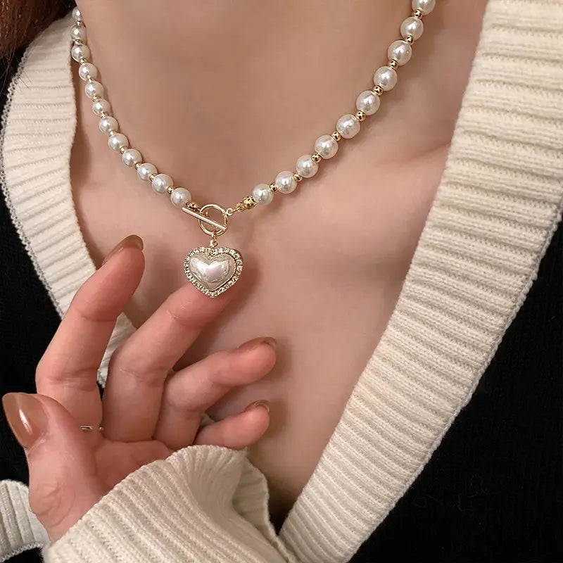 Elegant Pearl Necklace For Women Heart Pendant Necklaces Luxury